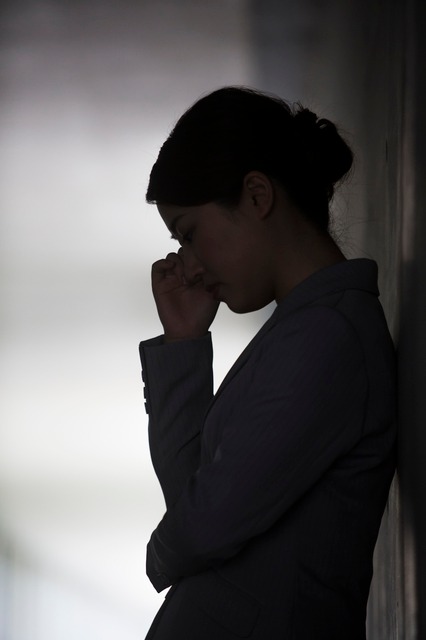 なぜ“明るい先生”が狙われるのか？教師の職場いじめの構造と解決法